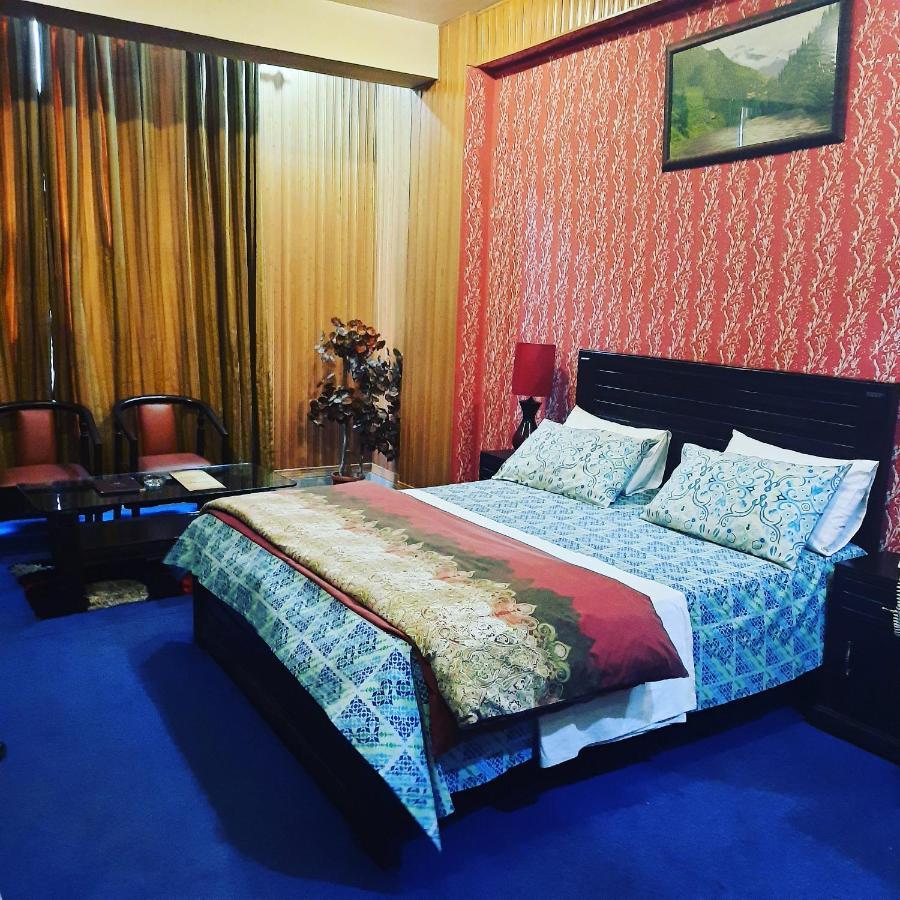 Divine Hotel Rawalpindi Extérieur photo