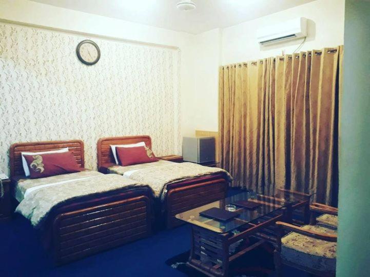 Divine Hotel Rawalpindi Extérieur photo