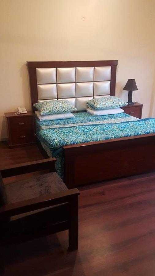 Divine Hotel Rawalpindi Extérieur photo